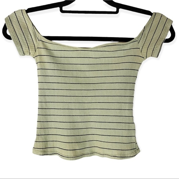 Urban Outfitters Y2K Off the Shoulder Ribbed Crop Top Fairycore - Picture 1 of 4